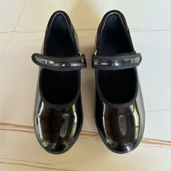 Little Girls, Size 13 Tap Shoes (Like New) - Picture 1 of 3
